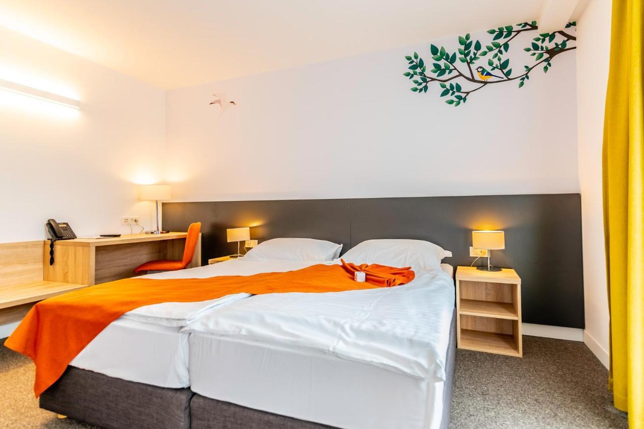 Hotel Park Superior 3* Čakovec Buitenkant foto